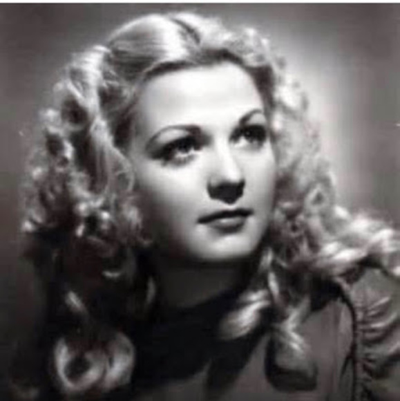 Meet your Posher, Di anne - Picture 1 of 1